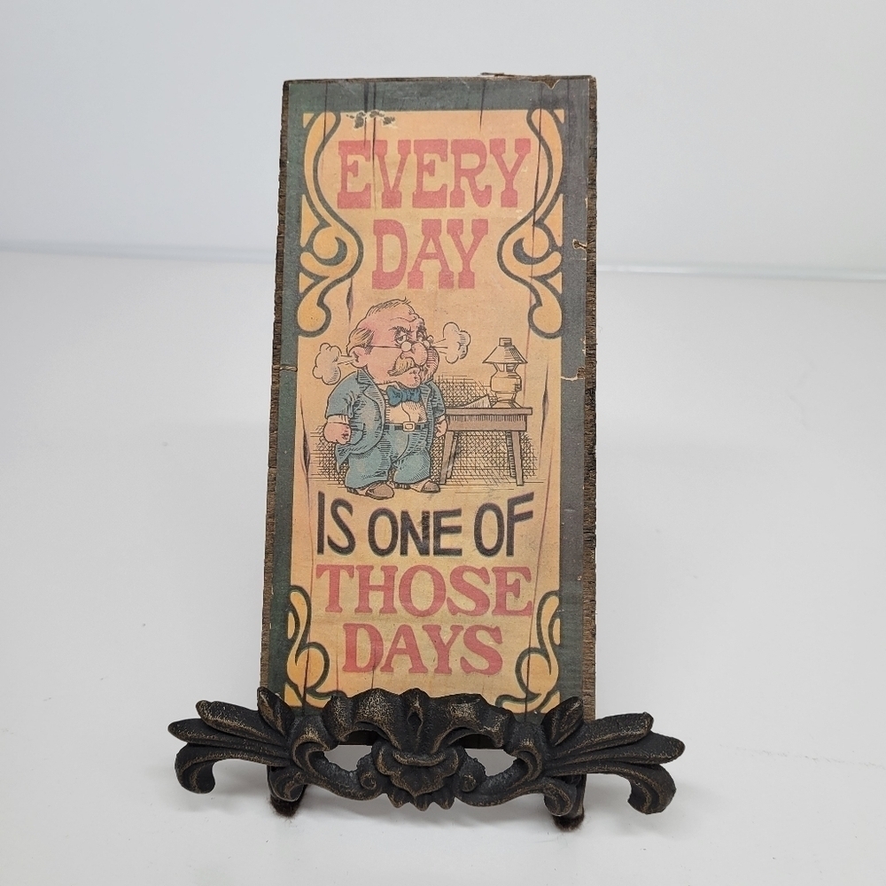 Vintage Everyday is One of‎ Those Days Wood Wall Plaque